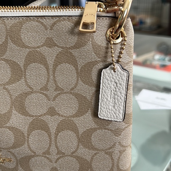 MIA CROSSBODY IN SIGNATURE CANVAS (COACH 76646) - Picture 8 of 8